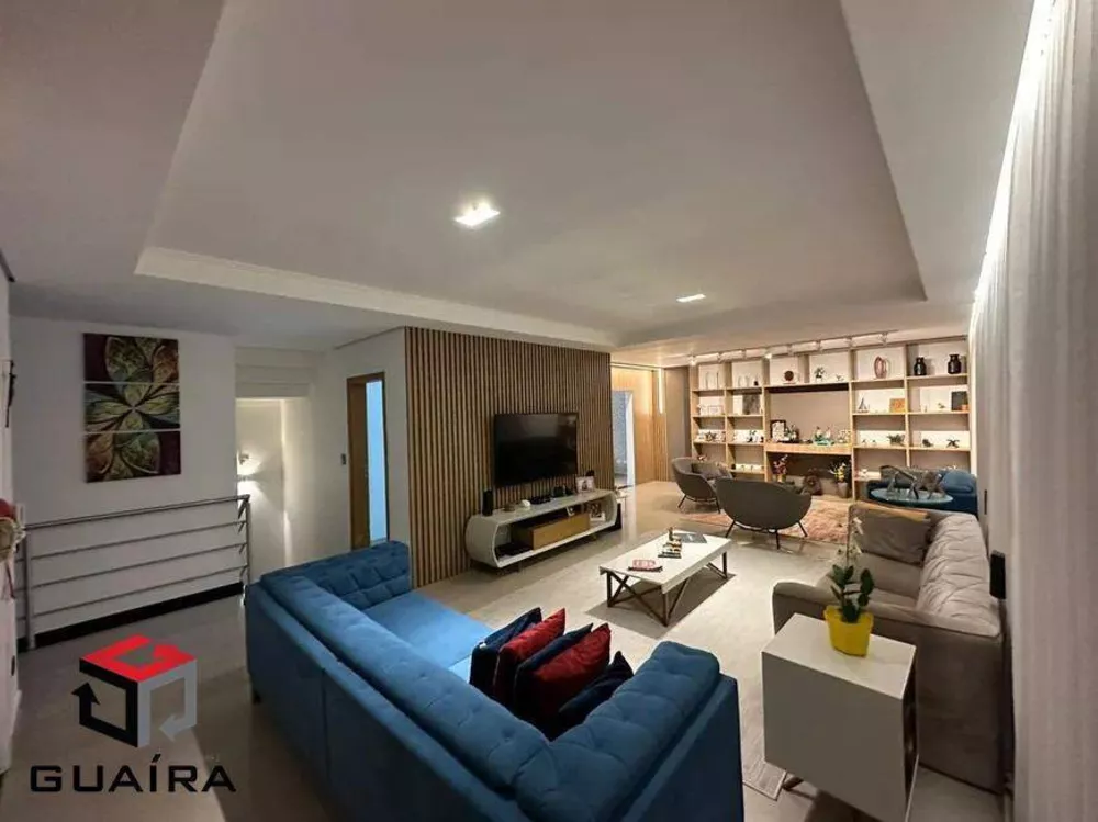 Sobrado à venda com 4 quartos, 364m² - Foto 1