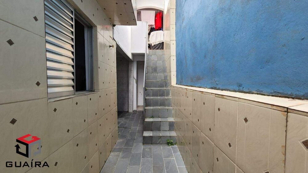 Casa à venda com 4 quartos, 138m² - Foto 2