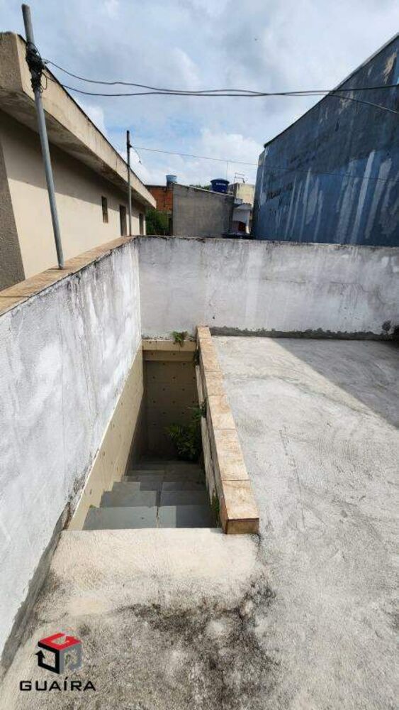 Casa à venda com 4 quartos, 138m² - Foto 4