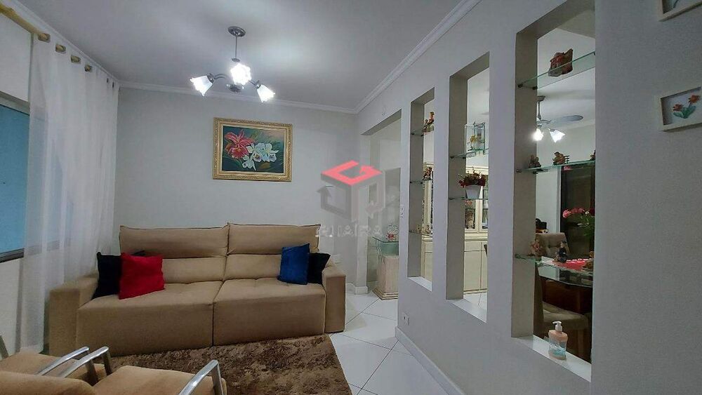 Sobrado à venda com 4 quartos, 246m² - Foto 1