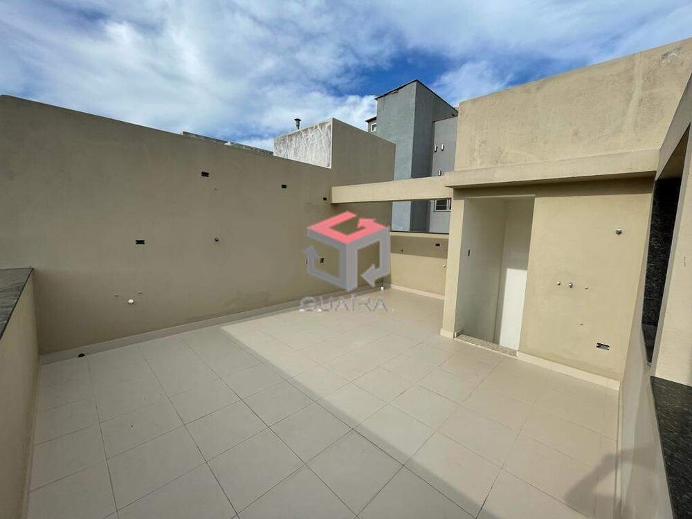 Sobrado à venda com 2 quartos, 125m² - Foto 4