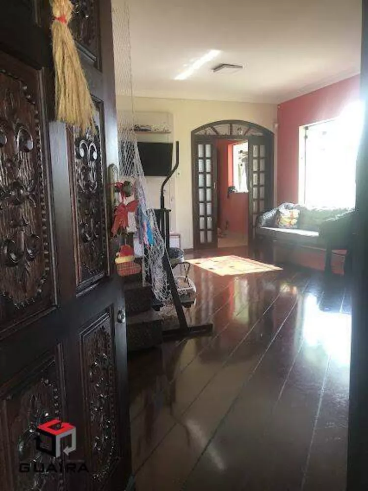 Sobrado à venda com 3 quartos, 247m² - Foto 4