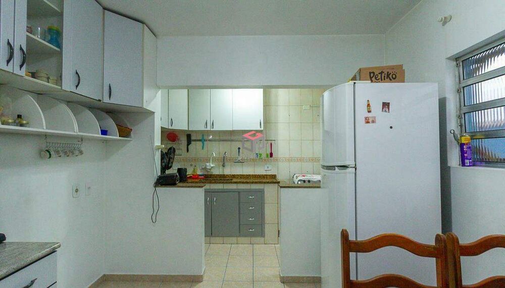 Sobrado à venda com 3 quartos, 172m² - Foto 2