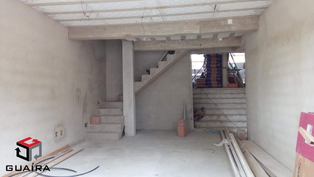 Sobrado à venda com 2 quartos, 90m² - Foto 2