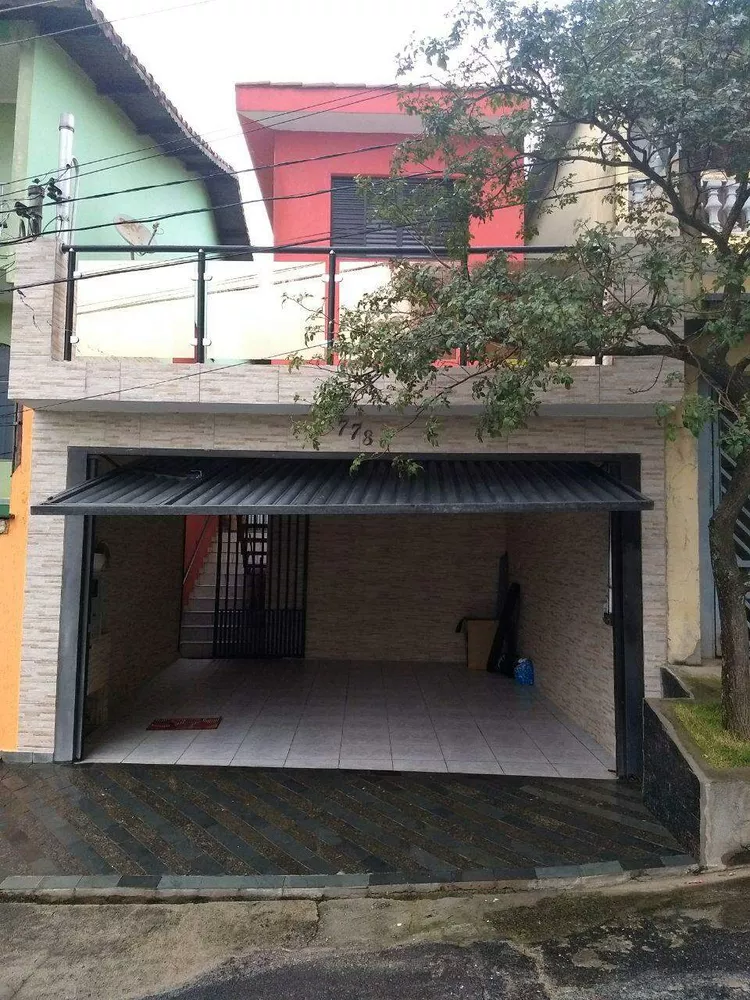 Sobrado à venda com 3 quartos, 214m² - Foto 3