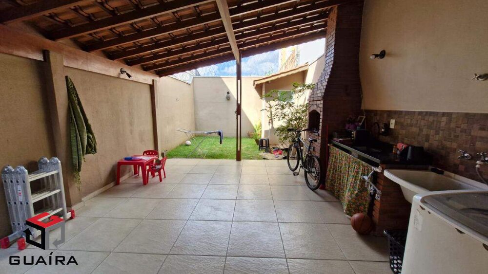 Casa à venda com 3 quartos, 196m² - Foto 6