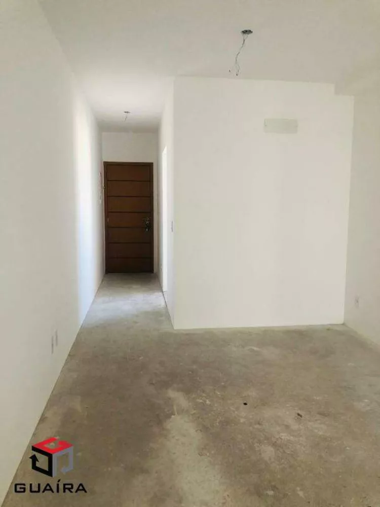 Apartamento à venda com 2 quartos, 64m² - Foto 2