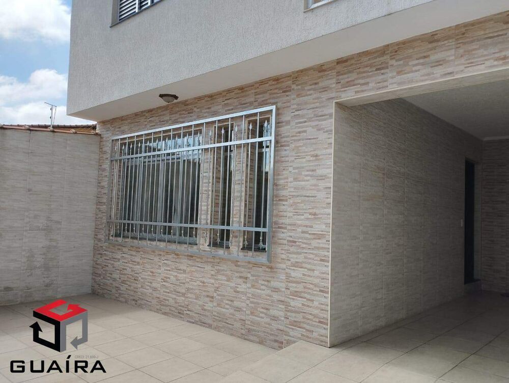Sobrado à venda com 3 quartos, 227m² - Foto 1