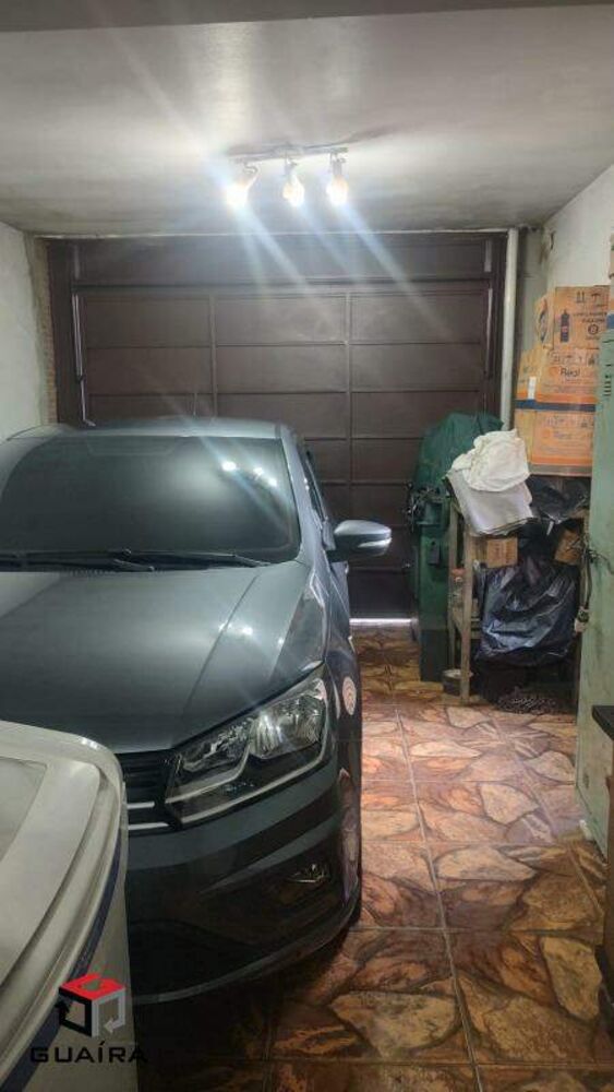 Casa à venda com 3 quartos, 161m² - Foto 1