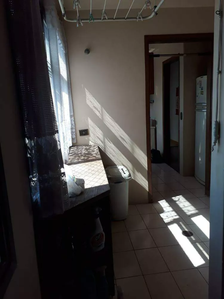 Apartamento à venda com 3 quartos, 110m² - Foto 4