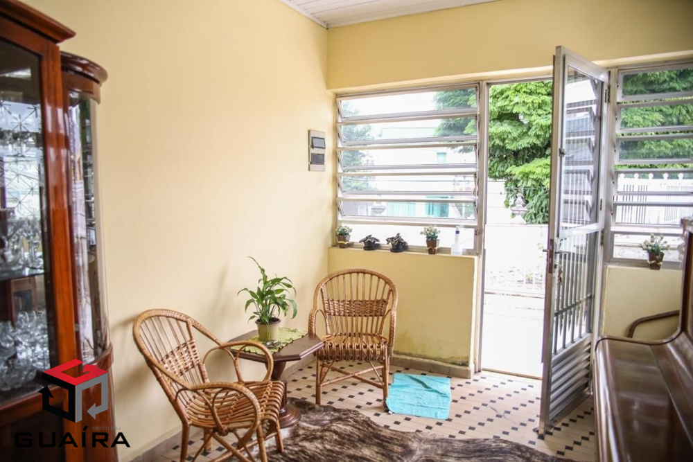Sobrado à venda com 4 quartos, 169m² - Foto 1