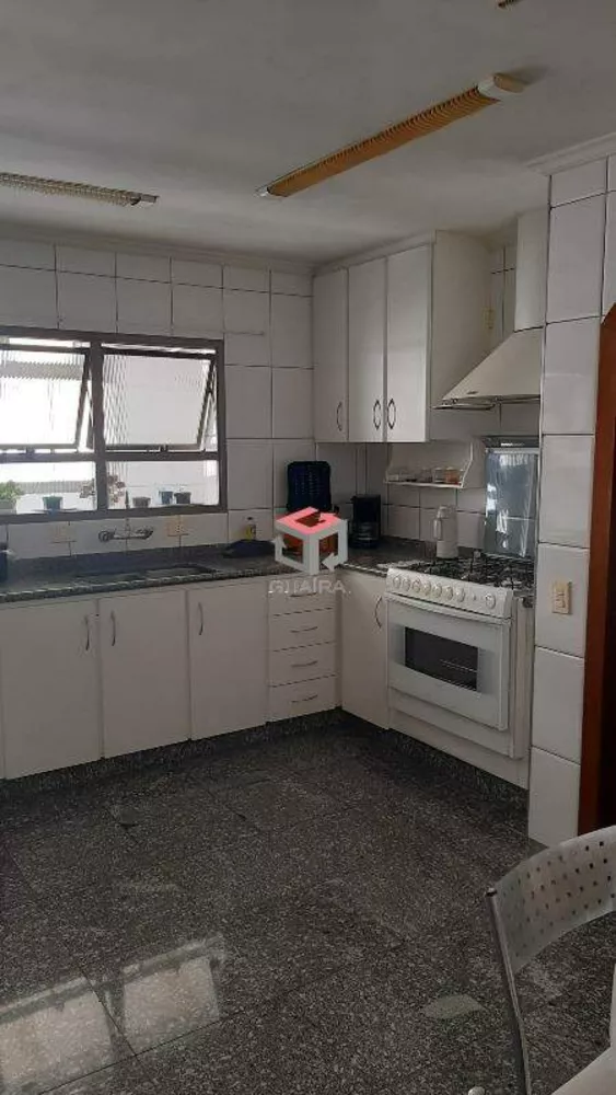 Apartamento à venda com 3 quartos, 250m² - Foto 10