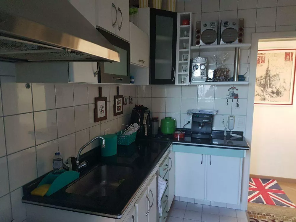 Apartamento à venda com 3 quartos, 74m² - Foto 4