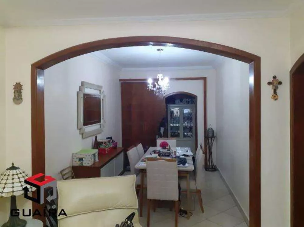 Casa à venda com 3 quartos, 160m² - Foto 1