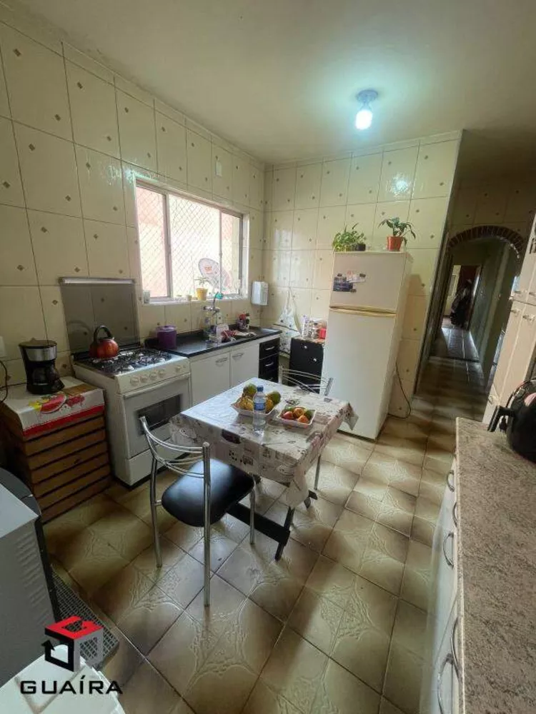 Sobrado à venda com 5 quartos, 251m² - Foto 2