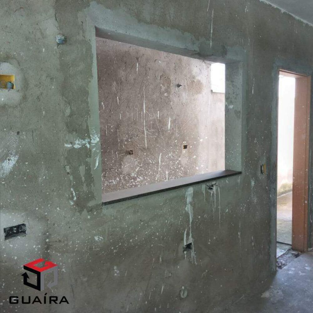 Casa à venda com 2 quartos, 179m² - Foto 4