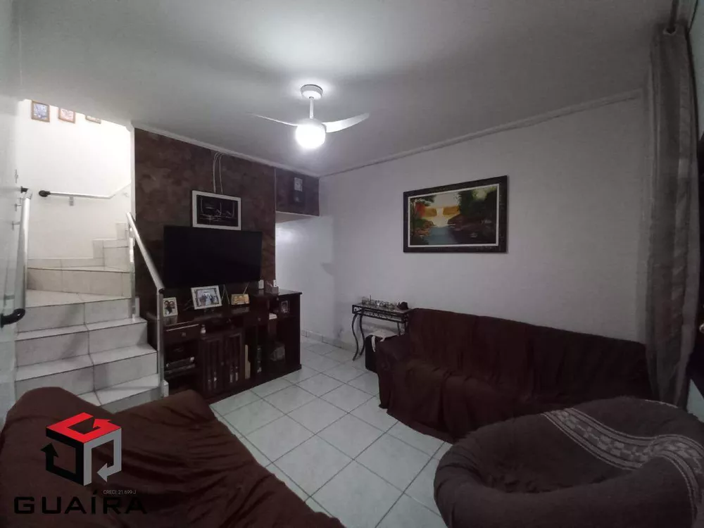 Sobrado à venda com 3 quartos, 184m² - Foto 1