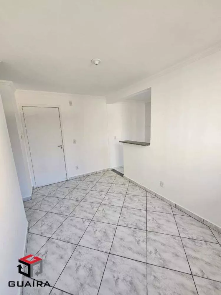 Apartamento à venda com 2 quartos, 46m² - Foto 2