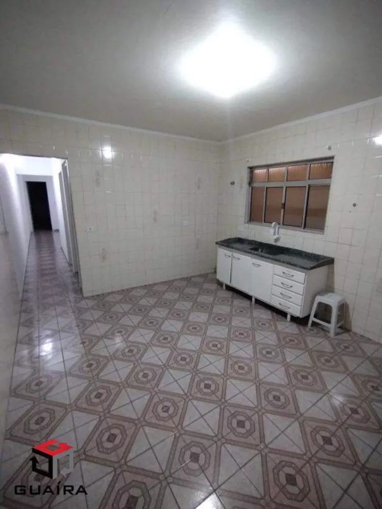 Sobrado à venda com 2 quartos, 235m² - Foto 4