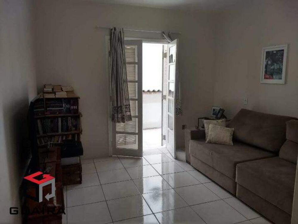 Sobrado à venda com 3 quartos, 184m² - Foto 1