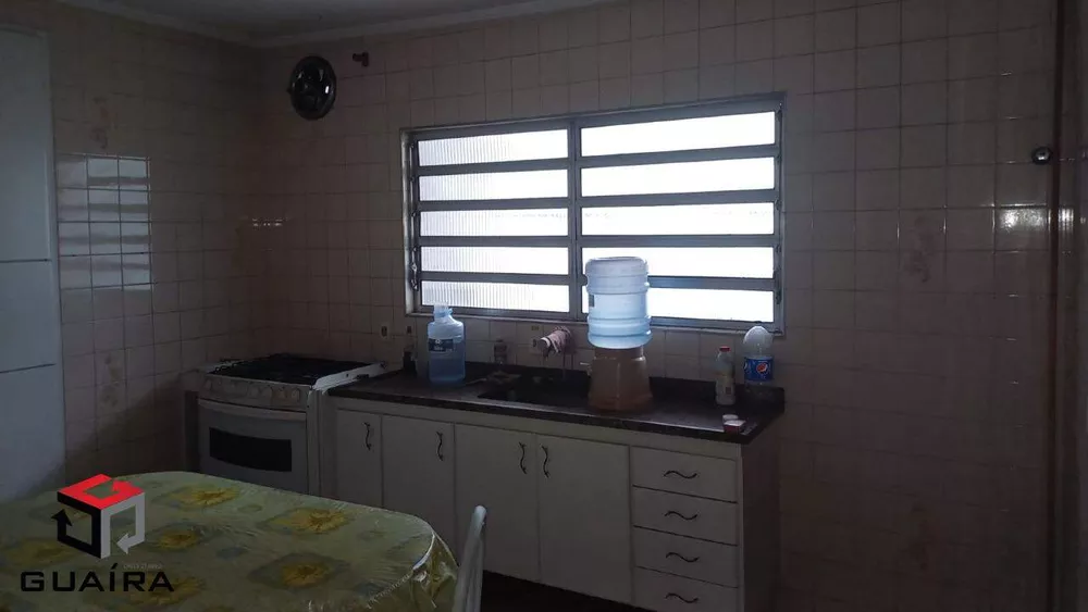 Sobrado à venda com 4 quartos, 201m² - Foto 1