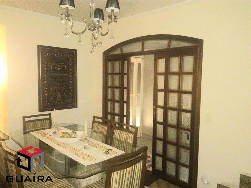 Sobrado à venda com 4 quartos, 216m² - Foto 2