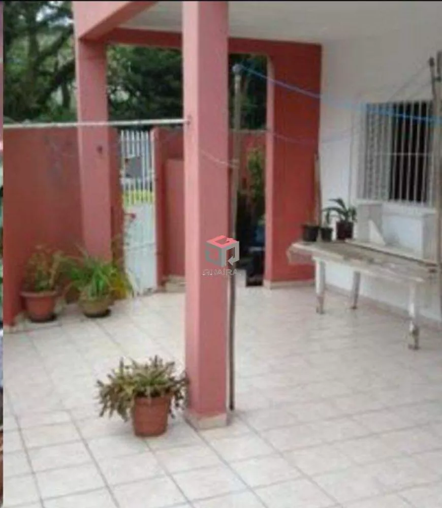 Sobrado à venda com 3 quartos, 160m² - Foto 3