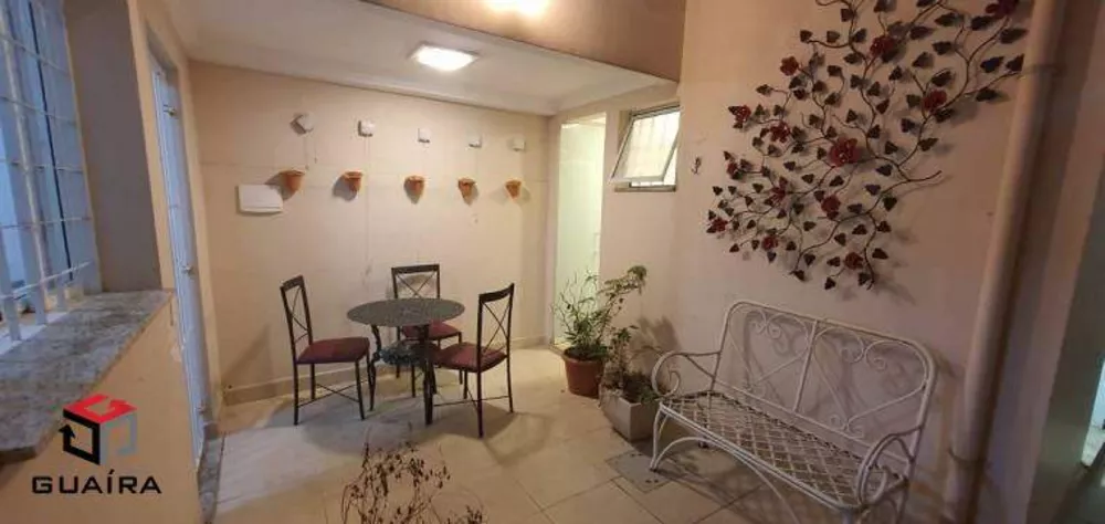 Casa à venda com 3 quartos, 150m² - Foto 2