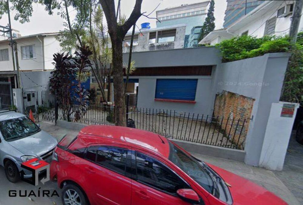 Sobrado à venda com 3 quartos, 140m² - Foto 1