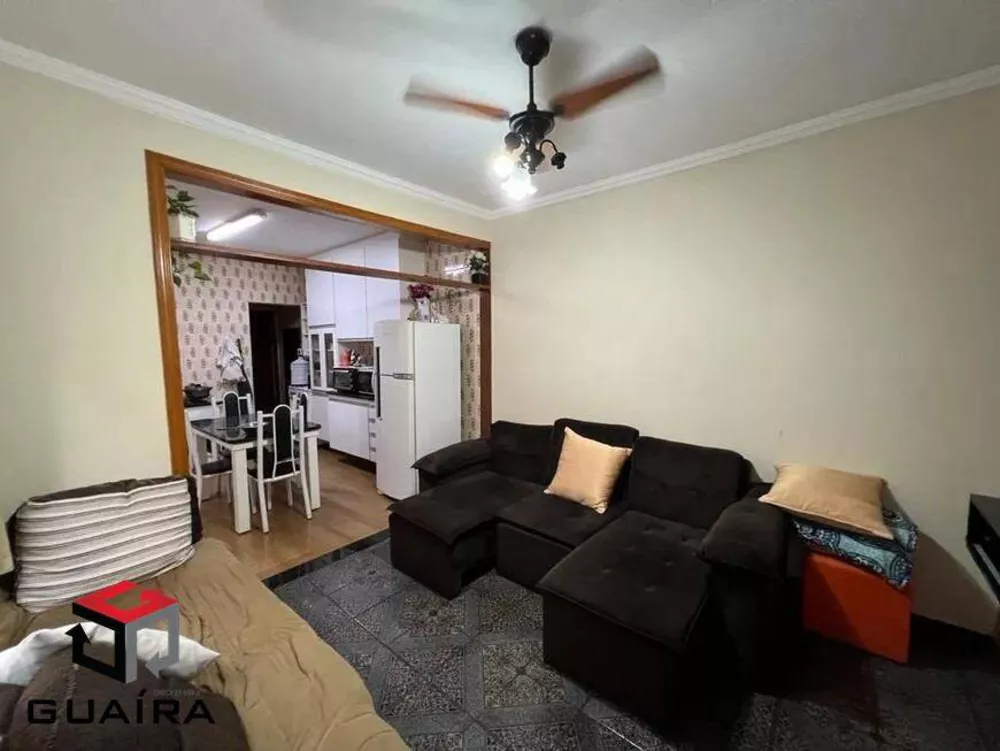 Casa à venda com 2 quartos, 125m² - Foto 1