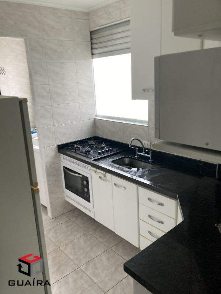Apartamento à venda com 2 quartos, 62m² - Foto 11