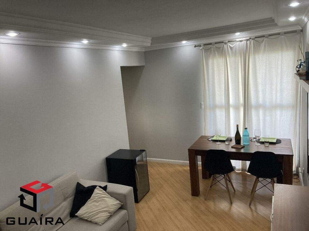 Apartamento à venda com 2 quartos, 62m² - Foto 3