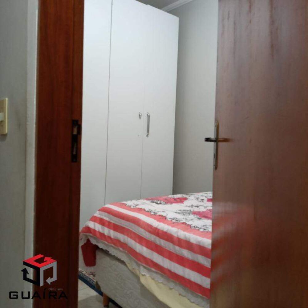 Sobrado à venda com 3 quartos, 132m² - Foto 2