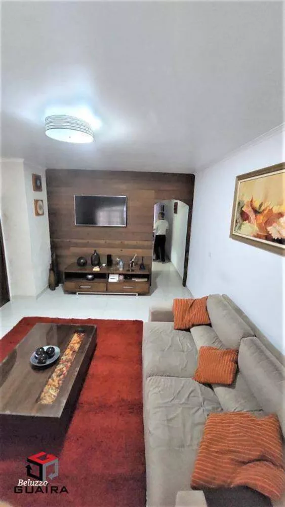 Sobrado à venda com 3 quartos, 190m² - Foto 1