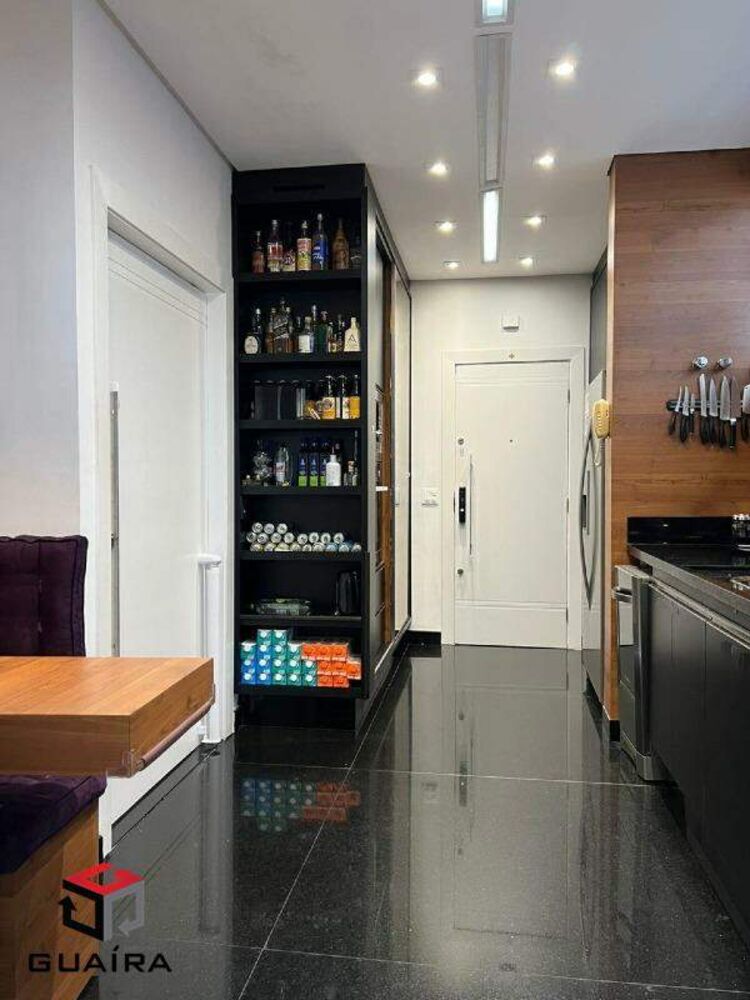 Apartamento à venda com 3 quartos, 143m² - Foto 8