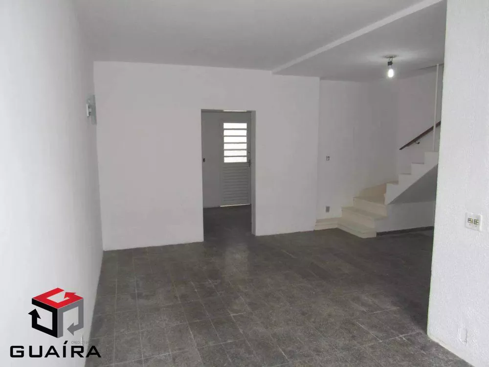 Sobrado à venda com 2 quartos, 124m² - Foto 1