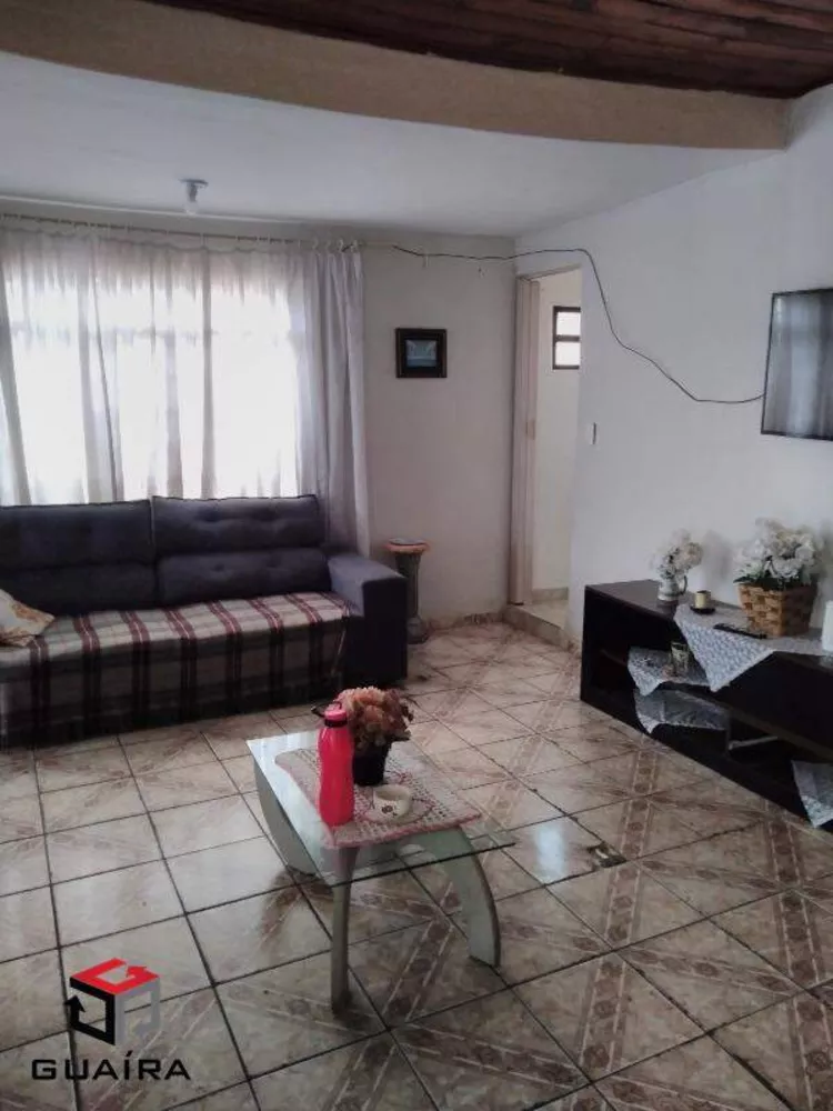 Casa à venda com 3 quartos, 200m² - Foto 2