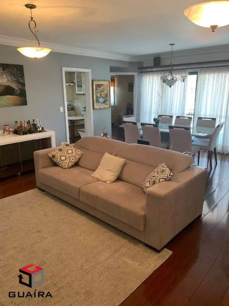 Apartamento à venda com 3 quartos, 180m² - Foto 1