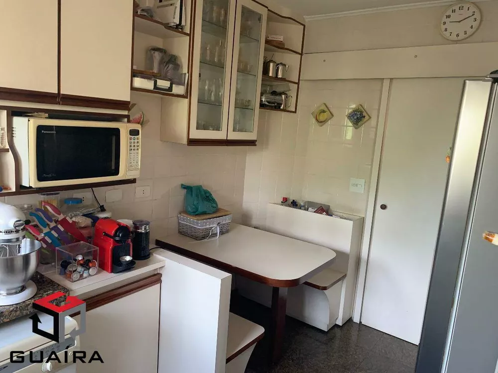 Apartamento à venda com 3 quartos, 180m² - Foto 7