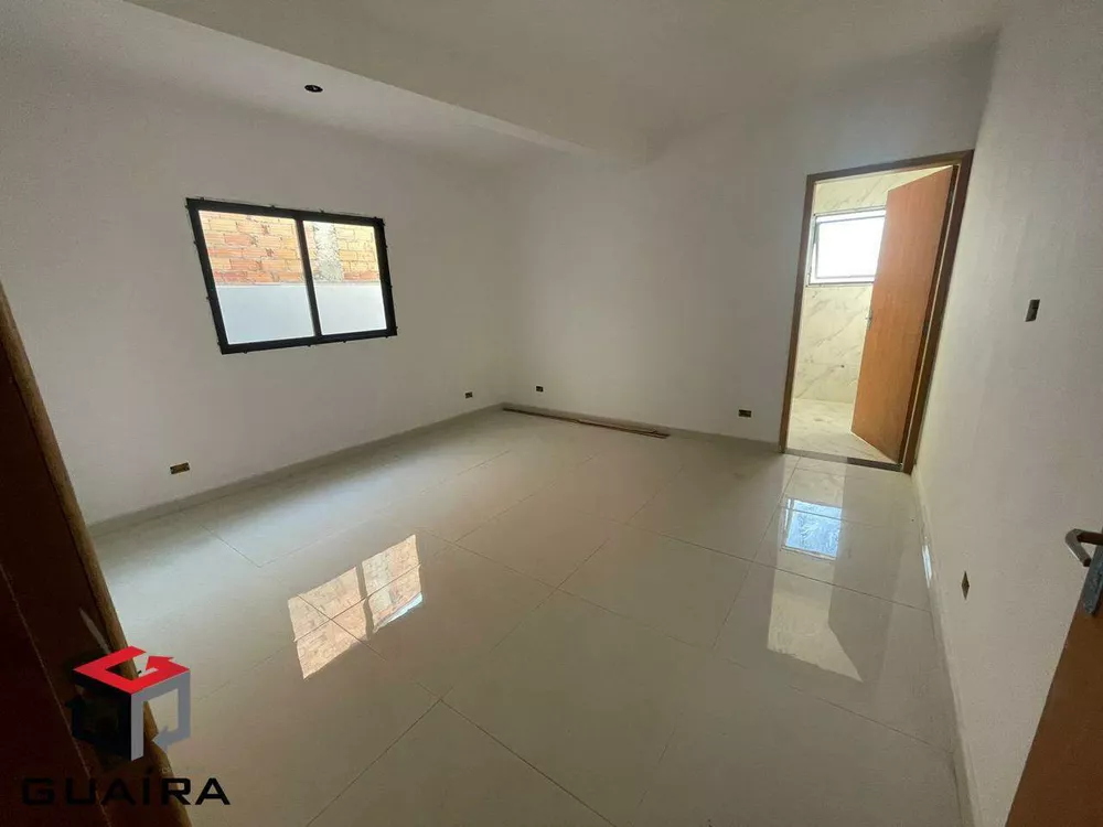 Casa à venda com 3 quartos, 200m² - Foto 1