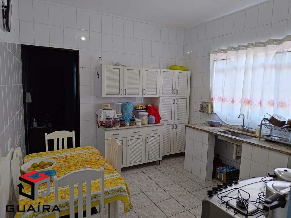 Casa à venda com 4 quartos, 125m² - Foto 3