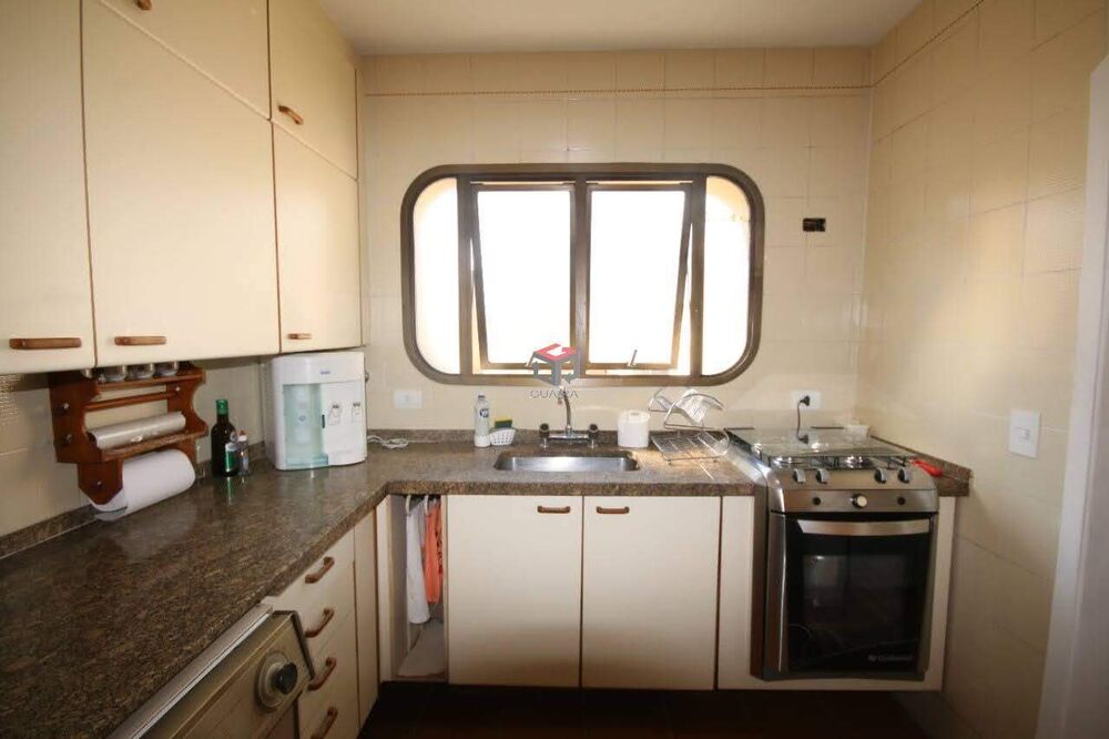Apartamento à venda com 3 quartos, 115m² - Foto 4