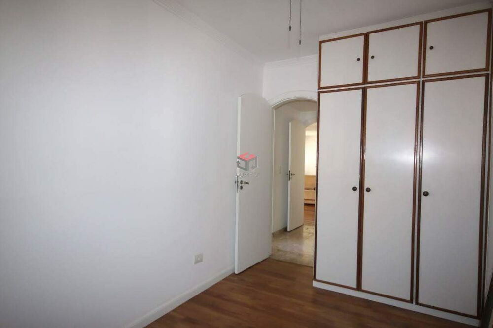 Apartamento à venda com 3 quartos, 115m² - Foto 11