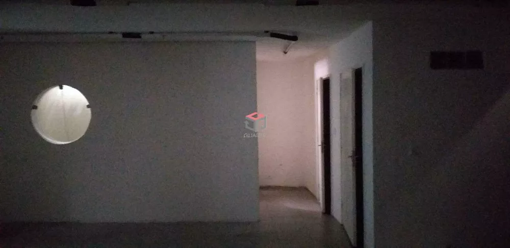 Sobrado para alugar com 1 quarto, 440m² - Foto 2