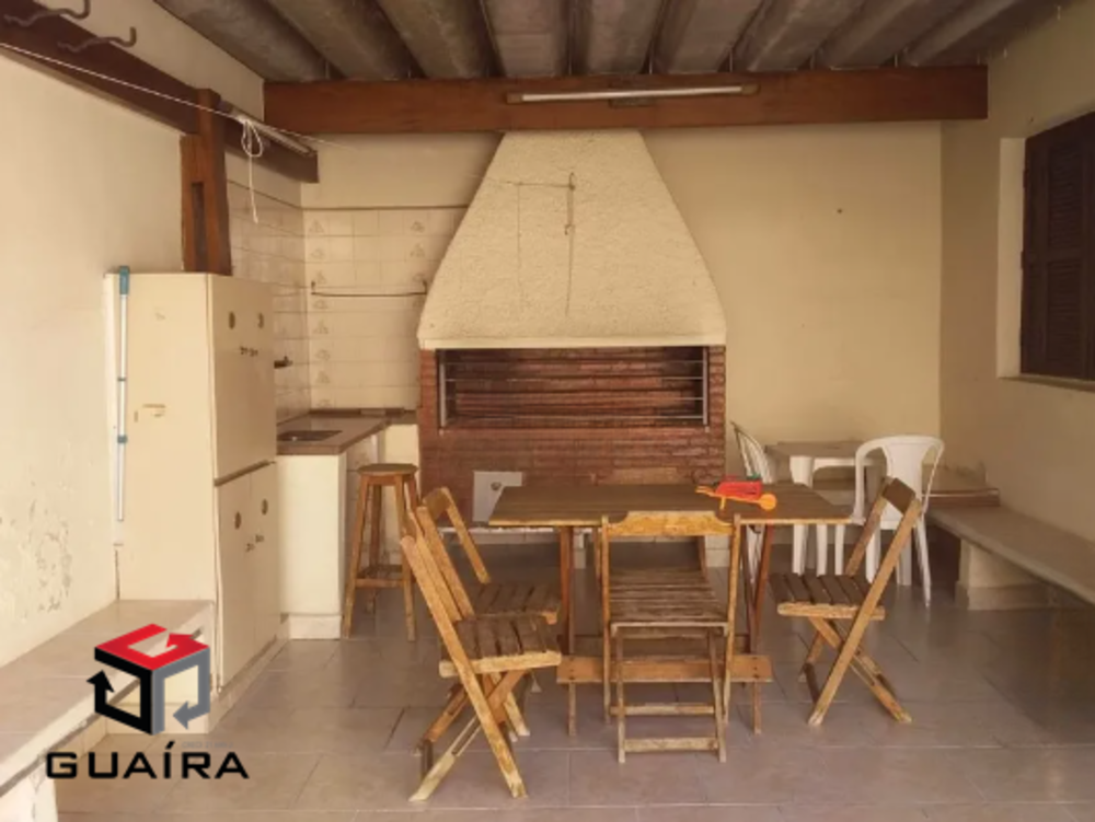 Casa à venda com 3 quartos, 415m² - Foto 1