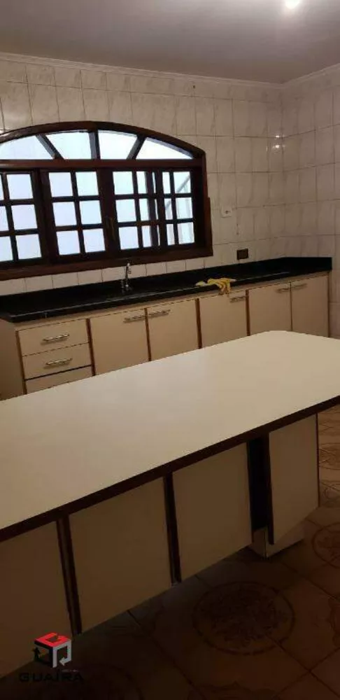 Sobrado à venda com 4 quartos, 220m² - Foto 4