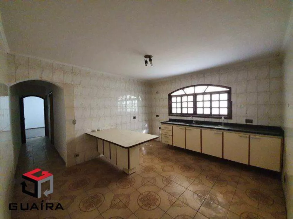 Sobrado à venda com 4 quartos, 220m² - Foto 3