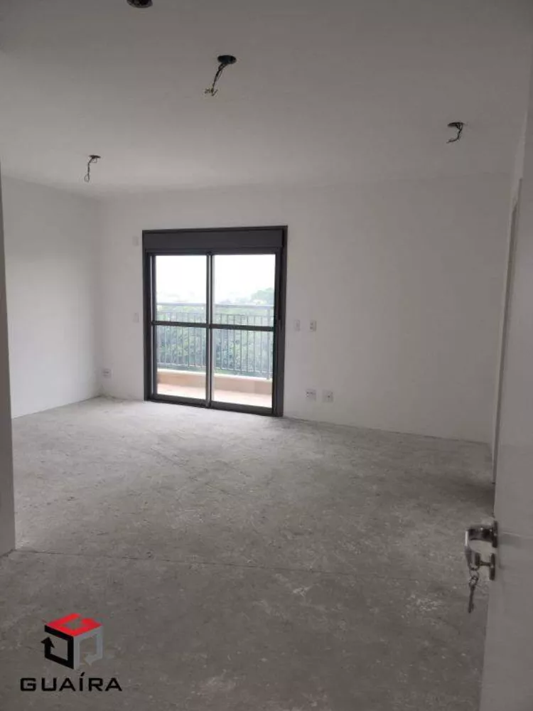 Apartamento à venda com 3 quartos, 227m² - Foto 3