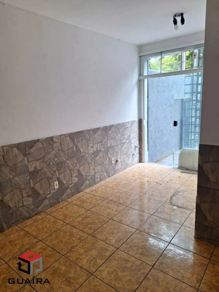 Terreno à venda, 136m² - Foto 1