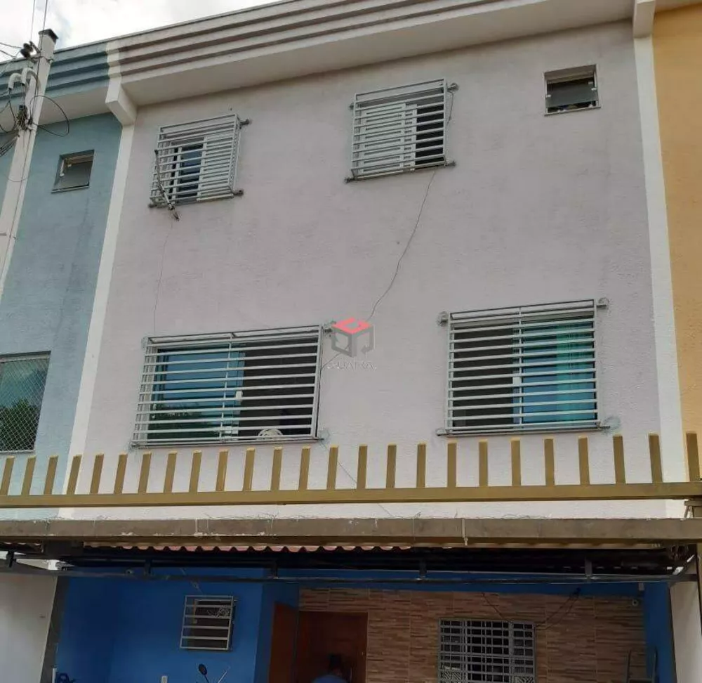 Sobrado à venda com 3 quartos, 120m² - Foto 1